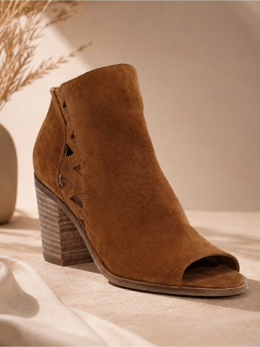 Lucky Brand peep-toe booties with cutouts in brown tan suede size 8